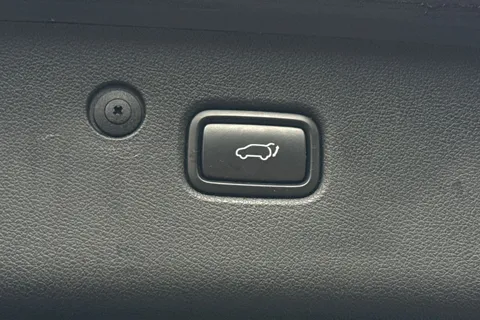 GK18RUY Kia Sportage 1.6 T-GDi GT-Line S DCT AWD Euro 6 5dr Thumbnail #38