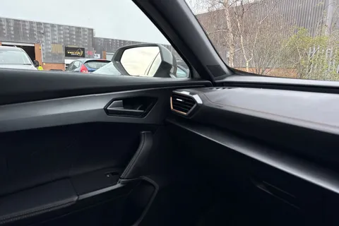 33 of 43 for CUPRA Formentor 1.5 TSI V2 DSG Euro 6 (s/s) 5dr