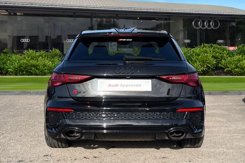 4 of 58 for Audi RS 3 RS 3 Sportback Carbon Black 400 PS S tronic