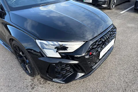 9 of 58 for Audi RS 3 RS 3 Sportback Carbon Black 400 PS S tronic