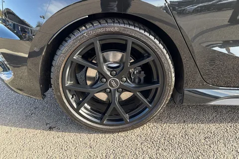 13 of 58 for Audi RS 3 RS 3 Sportback Carbon Black 400 PS S tronic