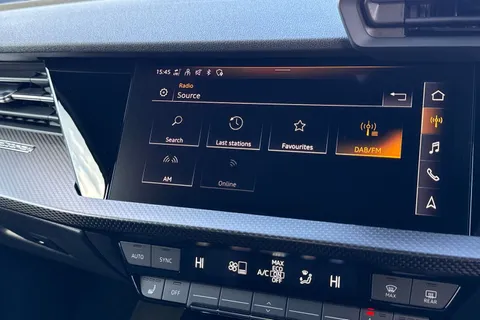 37 of 58 for Audi RS 3 RS 3 Sportback Carbon Black 400 PS S tronic