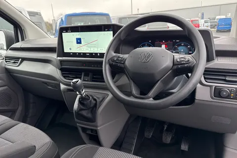 MF26ETO Volkswagen Transporter 2.0 TDI 110 Commerce Van Thumbnail #13