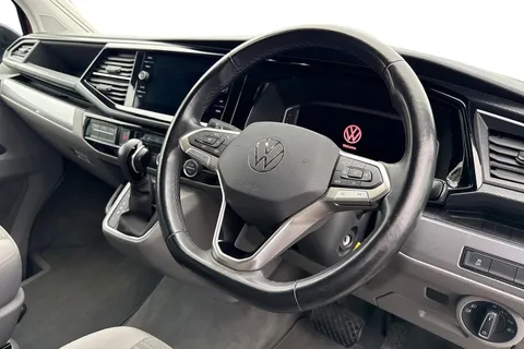 14 of 61 for VOLKSWAGEN CALIFORNIA 2.0 TDI Ocean 204 4dr 4MOTION DSG