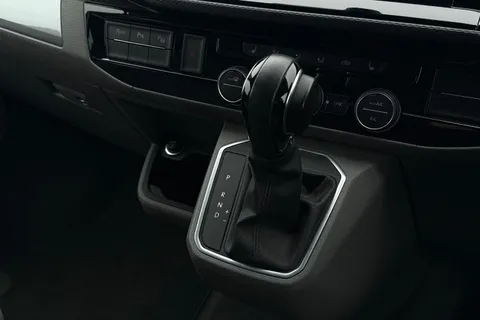 23 of 61 for VOLKSWAGEN CALIFORNIA 2.0 TDI Ocean 204 4dr 4MOTION DSG