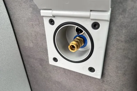 38 of 61 for VOLKSWAGEN CALIFORNIA 2.0 TDI Ocean 204 4dr 4MOTION DSG