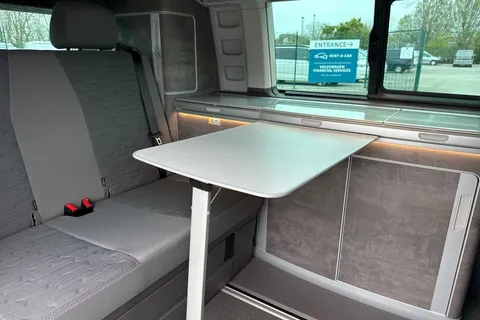 40 of 61 for VOLKSWAGEN CALIFORNIA 2.0 TDI Ocean 204 4dr 4MOTION DSG