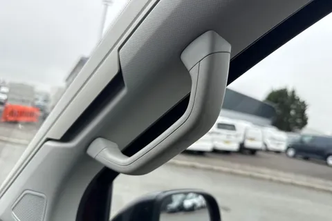 47 of 61 for VOLKSWAGEN CALIFORNIA 2.0 TDI Ocean 204 4dr 4MOTION DSG