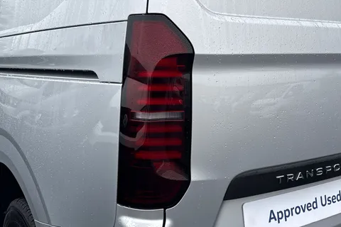 MF26ENH Volkswagen Transporter SWB 150PS manual Thumbnail #16