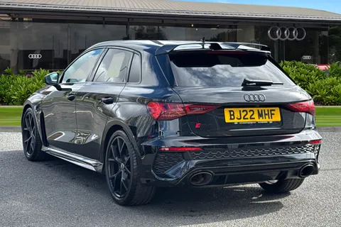 2 of 66 for Audi RS 3 RS 3 Sportback Carbon Black 400 PS S tronic