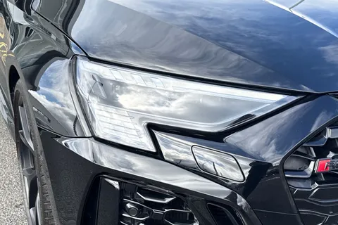 9 of 66 for Audi RS 3 RS 3 Sportback Carbon Black 400 PS S tronic