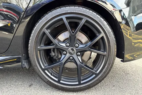 11 of 66 for Audi RS 3 RS 3 Sportback Carbon Black 400 PS S tronic