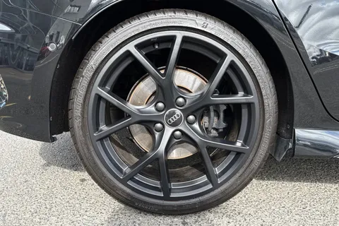 12 of 66 for Audi RS 3 RS 3 Sportback Carbon Black 400 PS S tronic