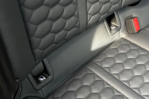 35 of 66 for Audi RS 3 RS 3 Sportback Carbon Black 400 PS S tronic