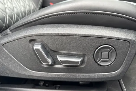 PY74DLD Audi S6 Avant Black Edition TDI  344 PS tiptronic Thumbnail #46