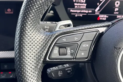 49 of 66 for Audi RS 3 RS 3 Sportback Carbon Black 400 PS S tronic