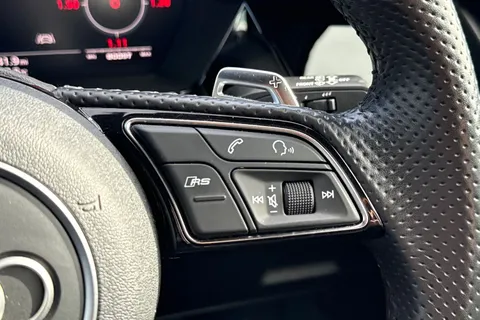 50 of 66 for Audi RS 3 RS 3 Sportback Carbon Black 400 PS S tronic