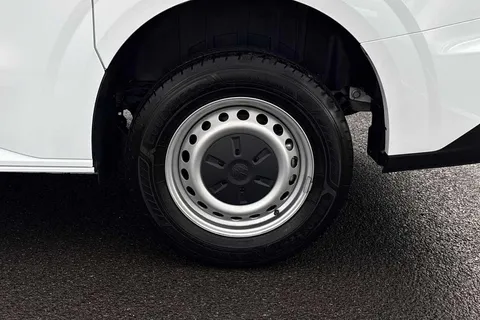 BJ25ZSG Volkswagen Transporter 2.0 TDI 110 Commerce Plus Van Thumbnail #22