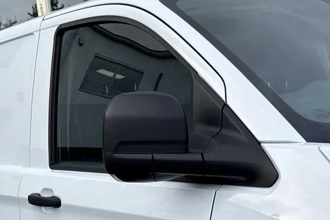 BJ25ZSG Volkswagen Transporter 2.0 TDI 110 Commerce Plus Van Thumbnail #26