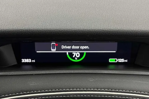 KM25OOH Volkswagen Id.7 210kW Match Pro 77kWh 5dr Auto Thumbnail #11