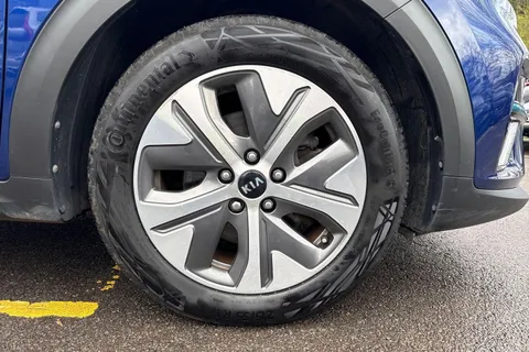 24 of 49 for KIA E-NIRO 150kW 4+ 64kWh 5dr Auto