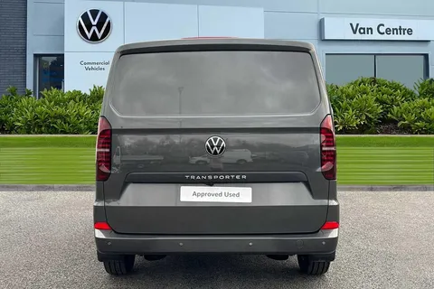 DG75CLJ Volkswagen Transporter 2.0 TDI 110 Commerce Pro Van Thumbnail #7