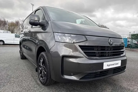 DG75CLJ Volkswagen Transporter 2.0 TDI 110 Commerce Pro Van Thumbnail #16