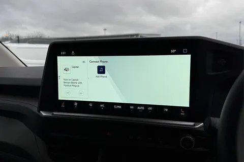 DG75CLJ Volkswagen Transporter 2.0 TDI 110 Commerce Pro Van Thumbnail #47