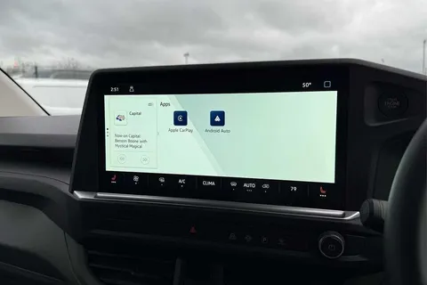 DG75CLJ Volkswagen Transporter 2.0 TDI 110 Commerce Pro Van Thumbnail #48