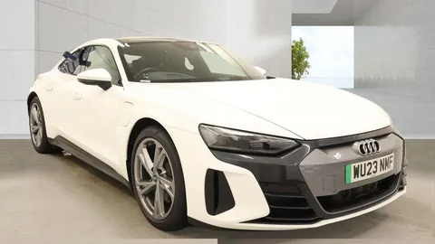 WU23NMF Audi e-tron GT 93.4kWh Auto quattro 4dr Thumbnail #1