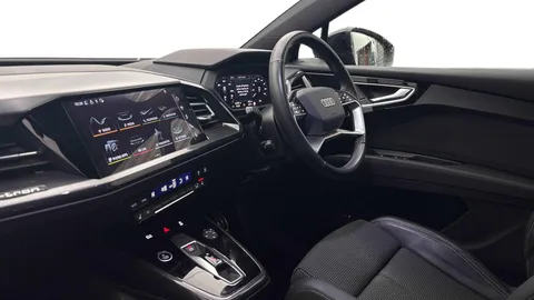 2 of 10 for Audi Q4 e-tron Q4 Sportback S line 40 e-tron 150,00 kW