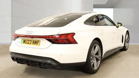 WU23NMF Audi e-tron GT 93.4kWh Auto quattro 4dr Thumbnail #4