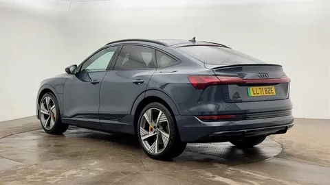 2 of 9 for AUDI E-TRON 230kW 50 Quattro 71kWh Vorsprung 5dr Auto