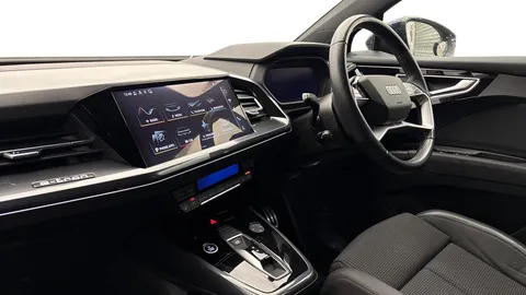 4 of 10 for Audi Q4 e-tron Q4 (O) S line 40 e-tron 150,00 kW