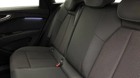 7 of 10 for Audi Q4 e-tron Q4 (O) S line 40 e-tron 150,00 kW