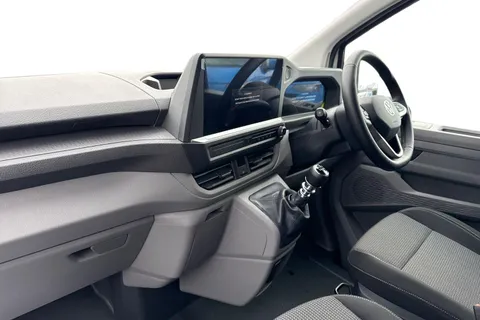 MF26ELJ Volkswagen Transporter SWB 150PS manual Thumbnail #9