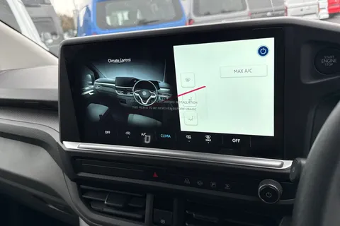 MF26ERX Volkswagen Transporter 2.0 TDI 110 Commerce Van Thumbnail #18