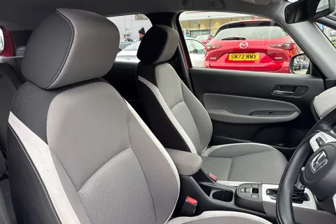 MV22OUJ Honda Jazz 1.5 i-MMD Hybrid Crosstar EX 5dr eCVT Thumbnail #24