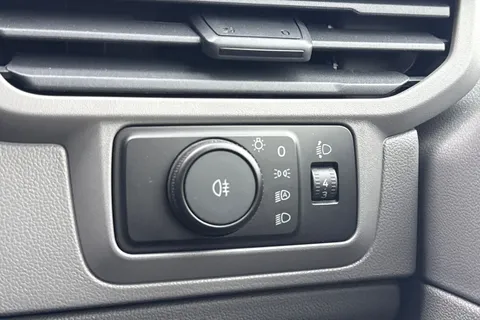 MF26ELJ Volkswagen Transporter SWB 150PS manual Thumbnail #31