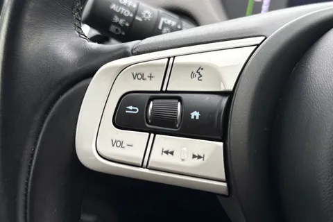 MV22OUJ Honda Jazz 1.5 i-MMD Hybrid Crosstar EX 5dr eCVT Thumbnail #40