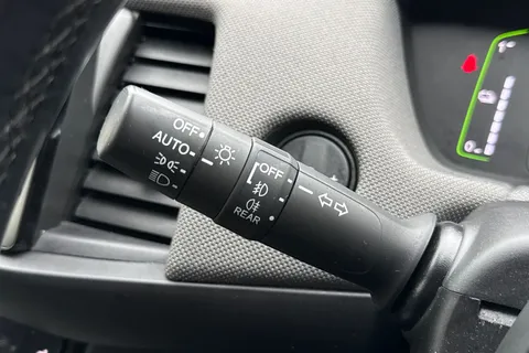 MV22OUJ Honda Jazz 1.5 i-MMD Hybrid Crosstar EX 5dr eCVT Thumbnail #41