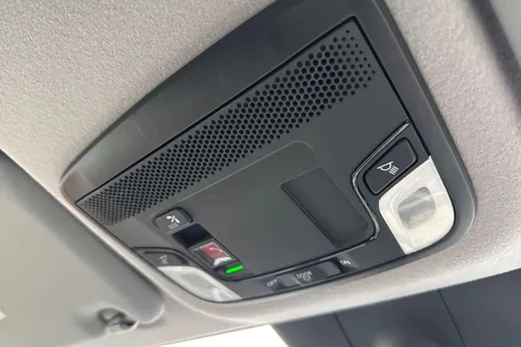 MV22OUJ Honda Jazz 1.5 i-MMD Hybrid Crosstar EX 5dr eCVT Thumbnail #48