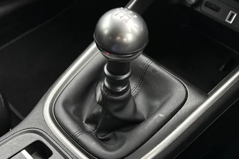 SH75ZCA Jeep Avenger 1.2 Summit Euro 6 (s/s) 5dr Thumbnail #23