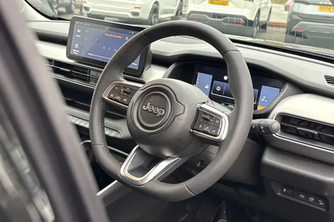 SH75ZCA Jeep Avenger 1.2 Summit Euro 6 (s/s) 5dr Thumbnail #32