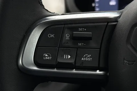 SH75ZCA Jeep Avenger 1.2 Summit Euro 6 (s/s) 5dr Thumbnail #37