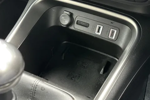 SH75ZCA Jeep Avenger 1.2 Summit Euro 6 (s/s) 5dr Thumbnail #42