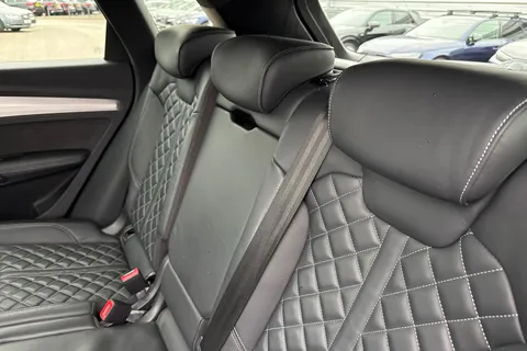 19 of 53 for Audi SQ5 3.0 TFSI quattro 354 PS tiptronic