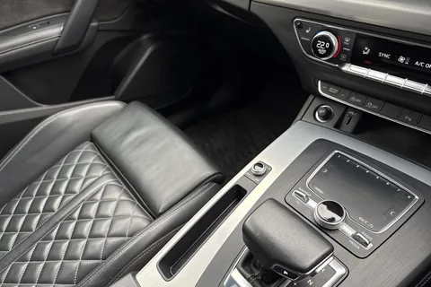 20 of 53 for Audi SQ5 3.0 TFSI quattro 354 PS tiptronic