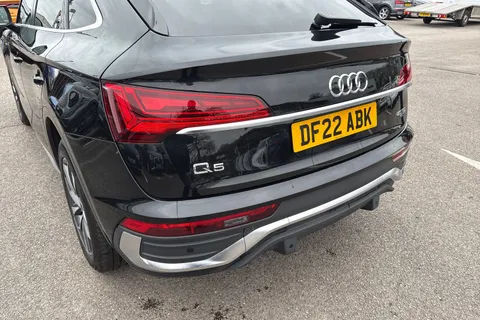 DF22ABK Audi Q5 S line 40 TDI quattro 204 PS S tronic Thumbnail #9