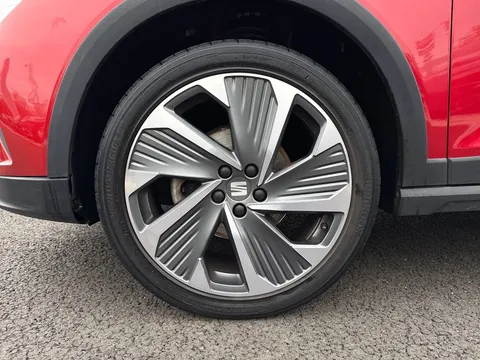 MK73KYW SEAT Arona 1.5 TSI 150 FR Sport 5dr DSG Thumbnail #24
